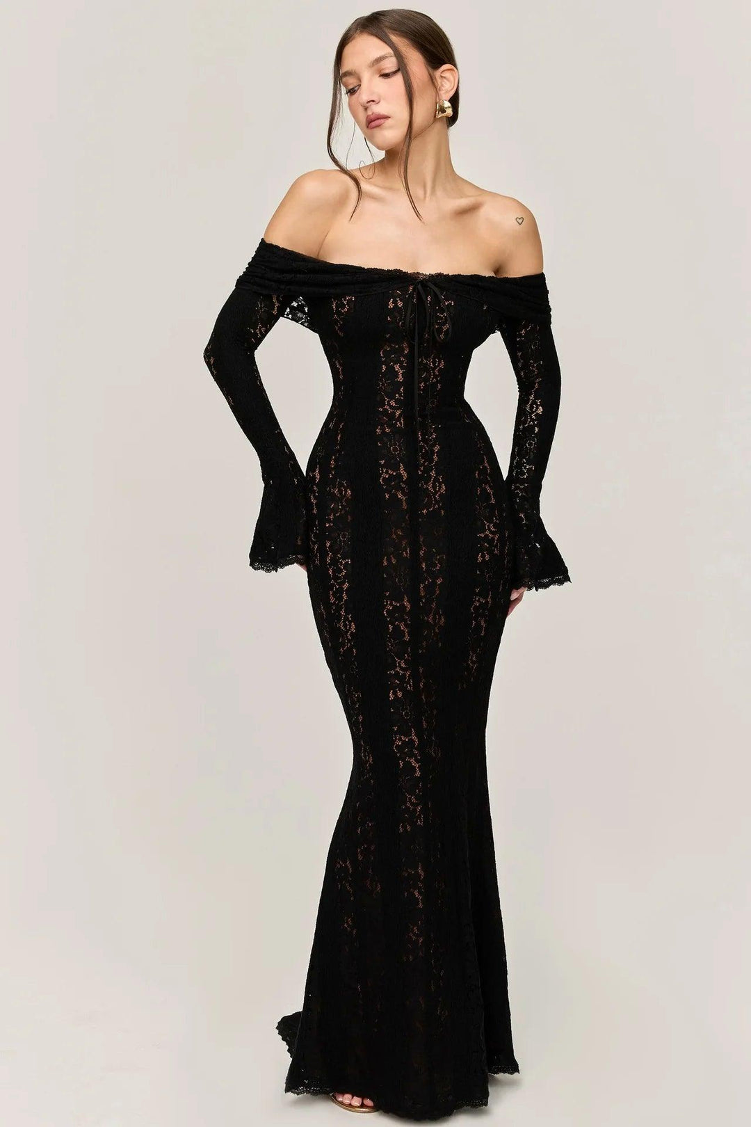 Women's Off-Shoulder Lace-Up Maxi Dress – Ruffle Edge, Hollow Out, Puff Sleeve Elegant Gown