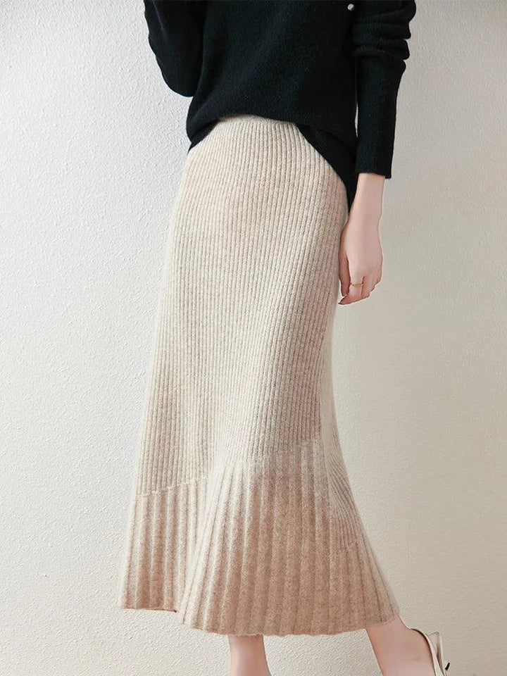 Women's 100% Merino Wool Fishtail Skirt – Elegant, Soft & Warm