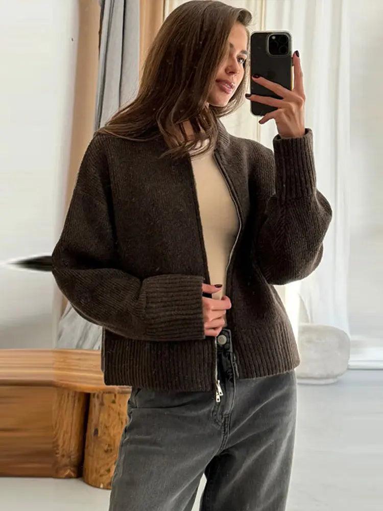 Elegant Knitted Cardigan for Women – O-Neck, Long Sleeve, Zipper Sweater