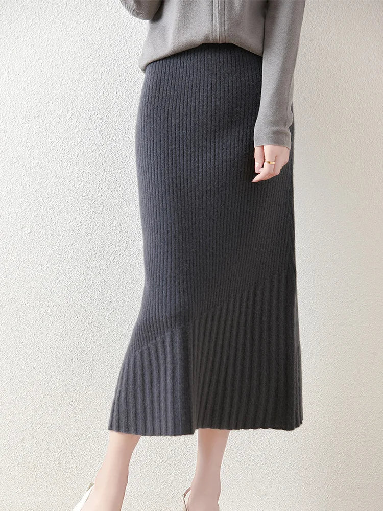 Women's 100% Merino Wool Fishtail Skirt – Elegant, Soft & Warm