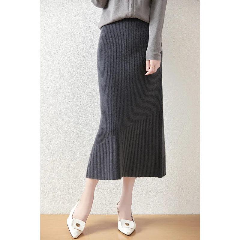 Women's 100% Merino Wool Fishtail Skirt – Elegant, Soft & Warm